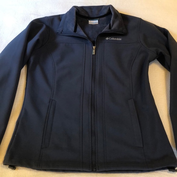 Columbia Jackets & Blazers - Women’s Columbia Soft Shell Jacket